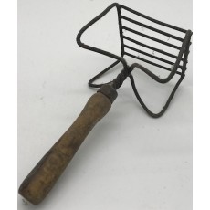 Very Primitive bend wire Masher